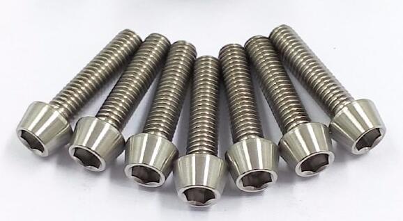 Titanium DIN912 Hex Socket Cap Պտուտակ